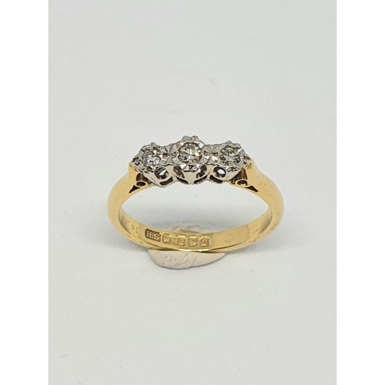 Pre Owned 18ct 3 Stone Diamond Ring ZAL220 Pre Owned 18ct 3 Stone Diamond Ring ZAL220