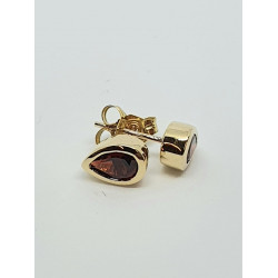 9ct Garnet Stud Earrings GE1120GA