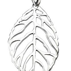 Leaf Pendant p3533