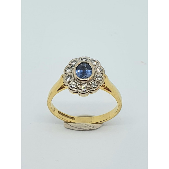 Pre Owned 18ct Sapphire and Diamond Cluster Ring ZH816 Pre Owned 18ct Sapphire and Diamond Cluster Ring ZH816