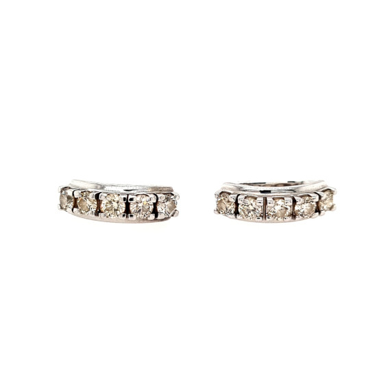 Pre Owned 18ct White Gold Diamond Set Earrings 1.3 Carat ZL439 Pre Owned 18ct White Gold Diamond Set Earrings 1.3 Carat ZL439
